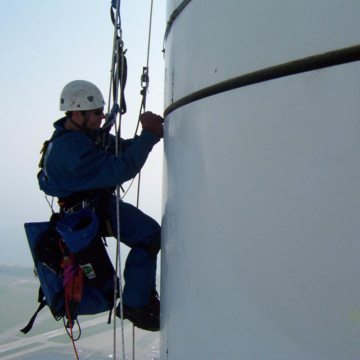 The glass-fiber reinforced jacket around the radio mast of 1800-ft tall CN tower required new joint gaskets. COLORSEAL by EMSEAL was used to seal the joints against extreme weather conditions including wind-driven rain and snow.