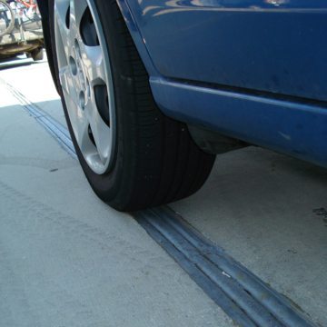EMSEAL's DSM System handles deck-to-deck conditions subject normal car traffic.
