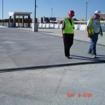 EMSEAL's SJS Seismic Joint System installed in Atlanta's Hartsfield-Jackson International Airport parking deck.