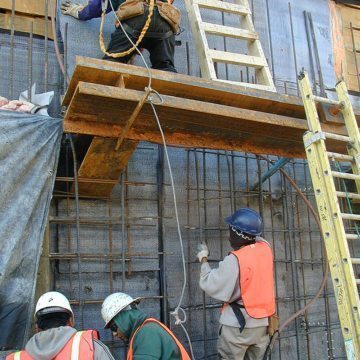 BG Lagging wall with BG flanges integrated to waterproofing membrane EMSEAL