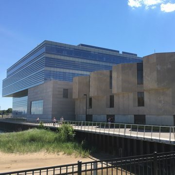 Sesimic Colorseal expansion joint connection Bienen to Regenstein Hall Northwestern University